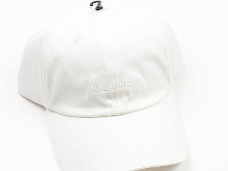 Classic Ball Cap | White Fashion