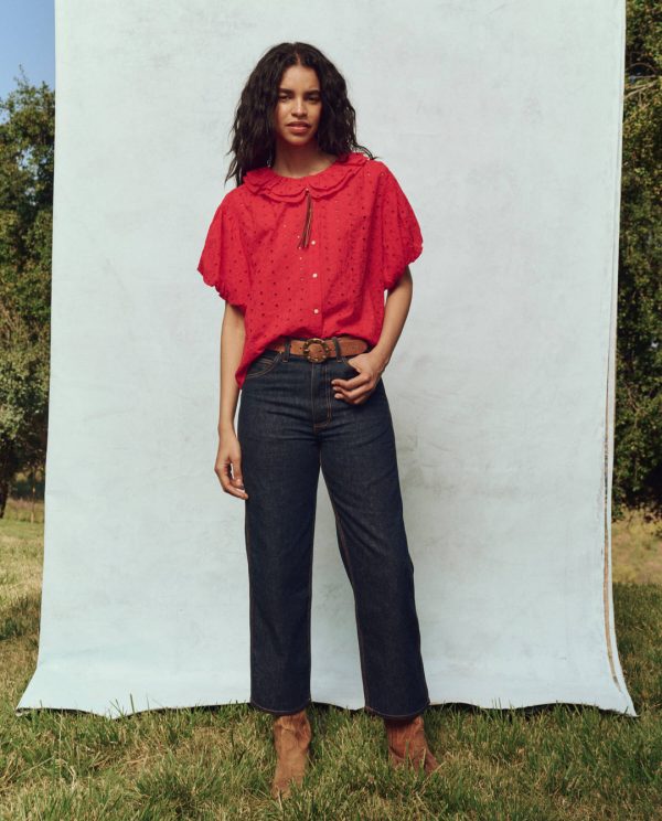 The Artisan Top in Red Rose Online