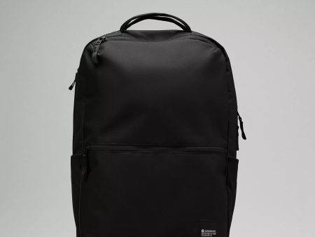 Double-Zip Backpack 22L | Black Traverse Grey Online