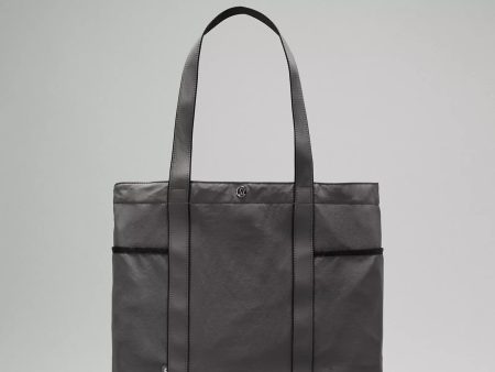 Daily Multi-Pocket Tote Bag 20L | Traverse Grey Black Online Sale