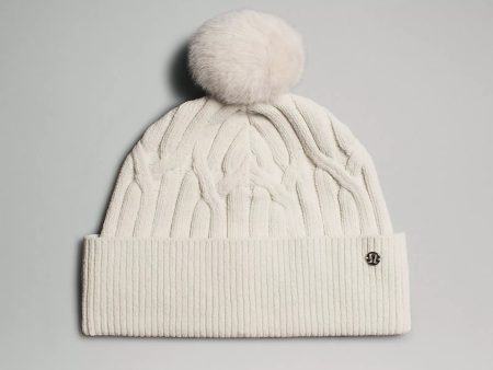 Cable Knit Pom Pom Beanie | Bone Supply